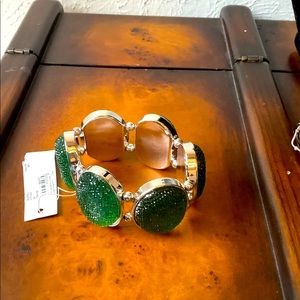 beautiful green bracelet